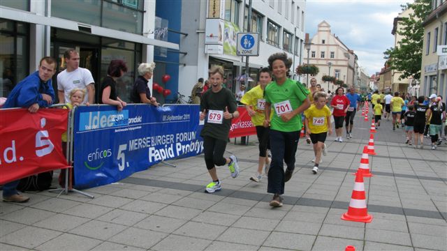 ../Images/BenefizlaufMerseburg2011 (12).jpg